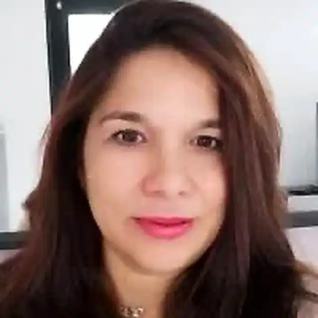 Maria Carolina CULTRERA, interprète français ⇄ espagnol, experte près la Cour d'appel de Bordeaux